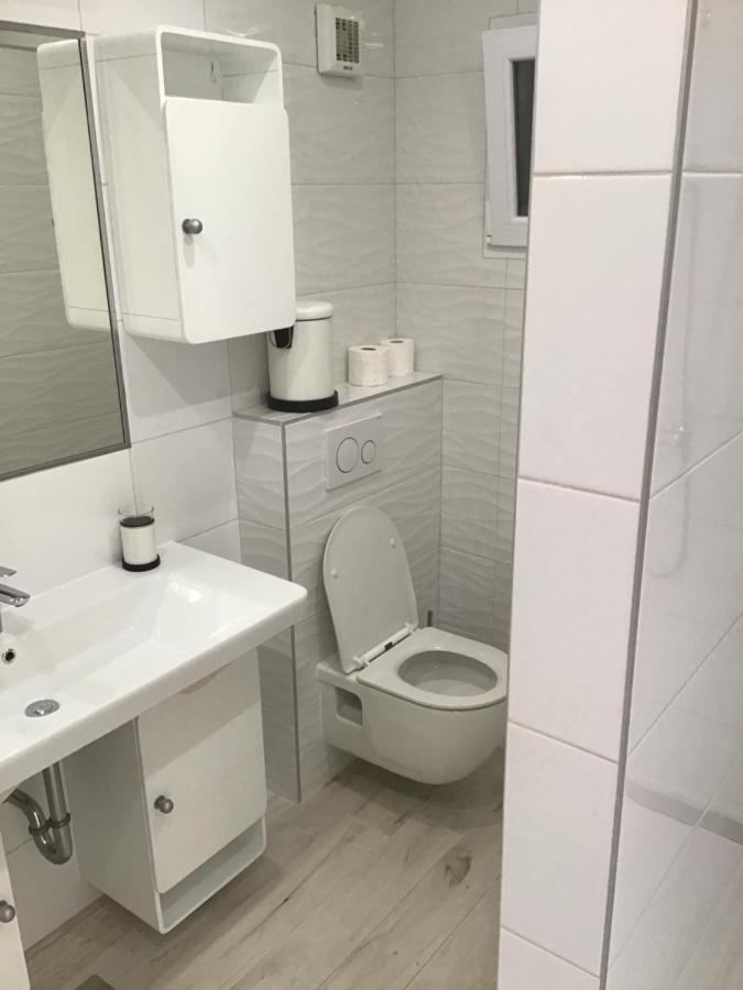 Apartments Tomato Novigrad Istria Exterior foto