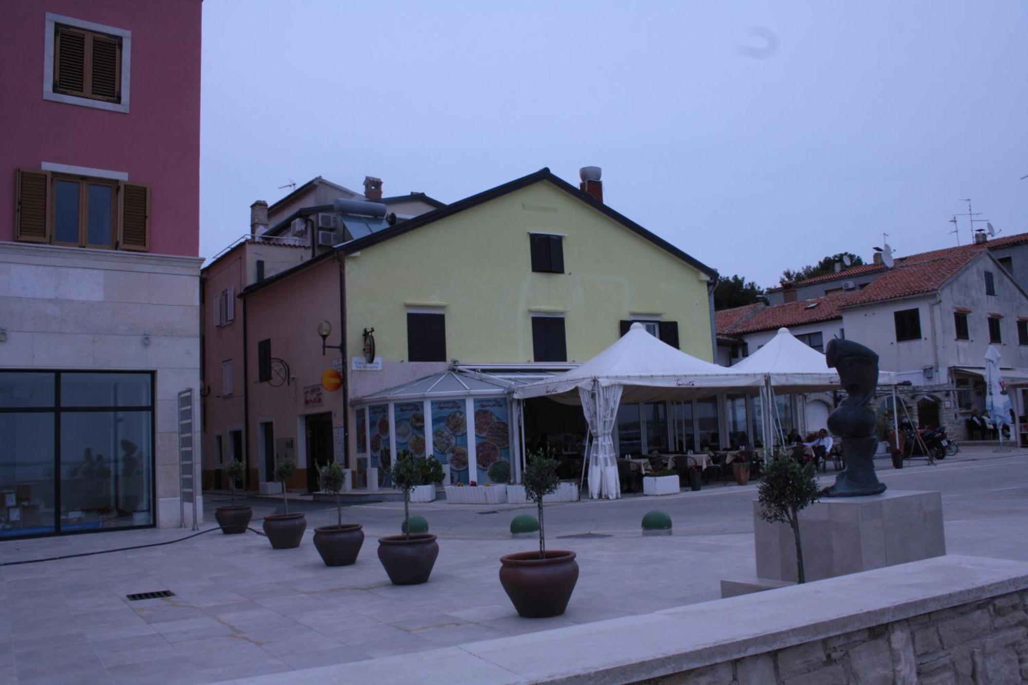 Apartments Tomato Novigrad Istria Exterior foto